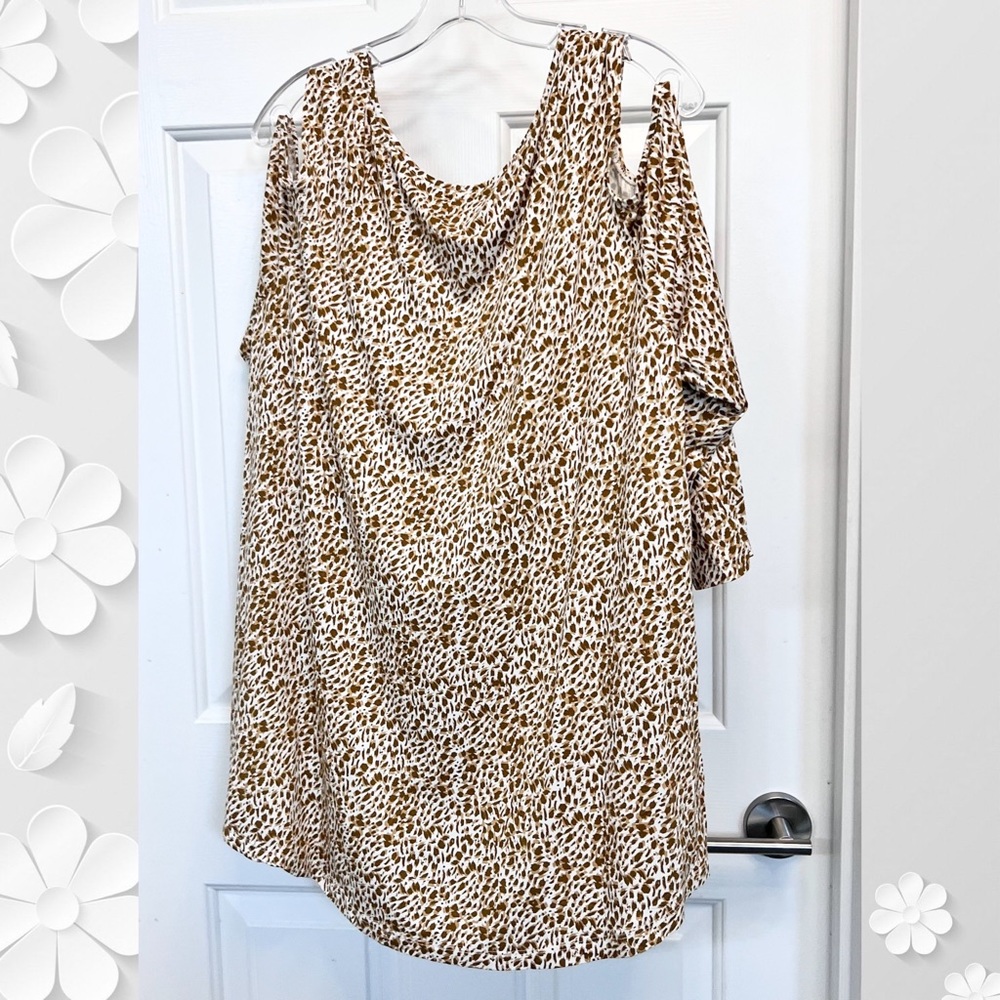 JM Collection Open Shoulder Top Size 2X - Picture 3 of 3